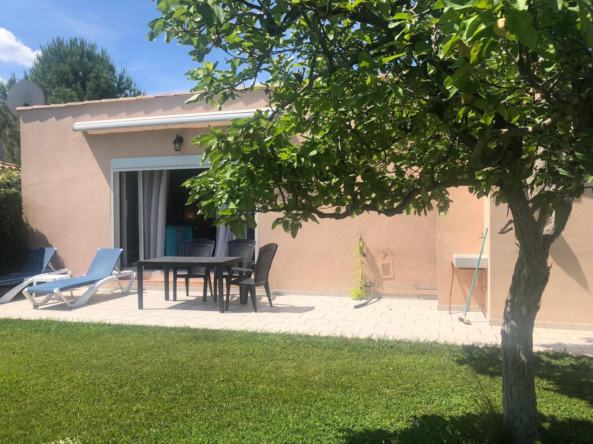 Les Bougainvillees De Camargue Villetelle Zimmer foto